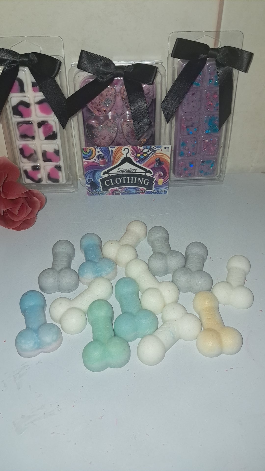 Individual wax melt shapes