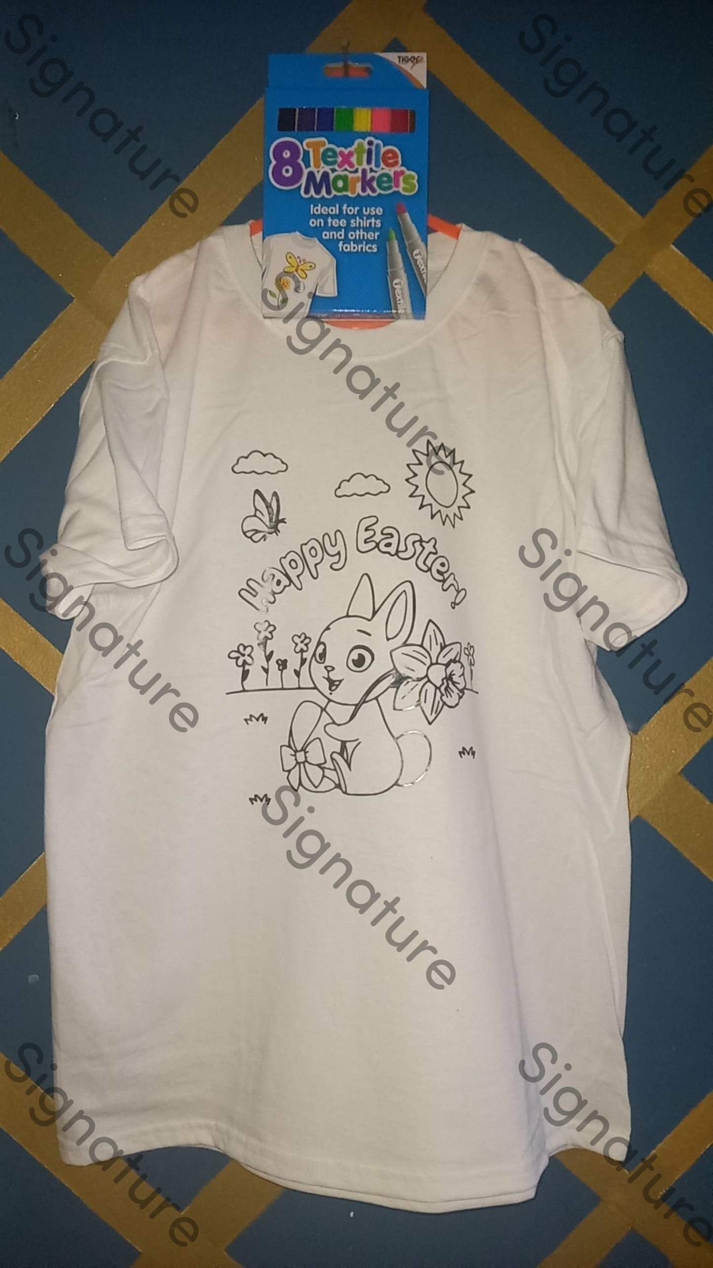 Colour me in  tshirts